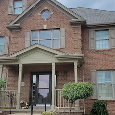 Awesome mulch instillation and bed maintenance in Upper St. Clair, Pa