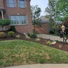 Awesome-mulch-instillation-and-bed-maintenance-in-Upper-St-Clair-Pa 6