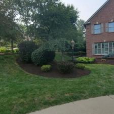 Awesome-mulch-instillation-and-bed-maintenance-in-Upper-St-Clair-Pa 5