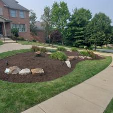Awesome-mulch-instillation-and-bed-maintenance-in-Upper-St-Clair-Pa 1