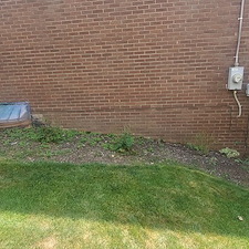 Complete-garden-bed-renovation-and-seasonal-mulching-in-Pittsburgh-Pa 7