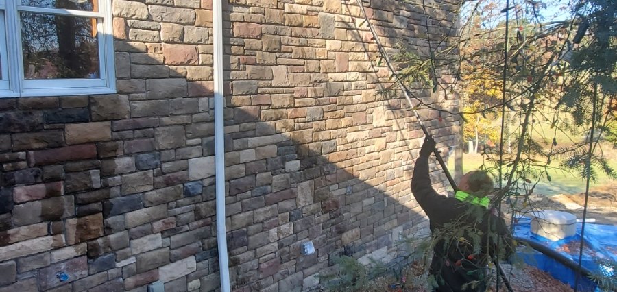 Exterior window cleaning in Coal Center, Pa