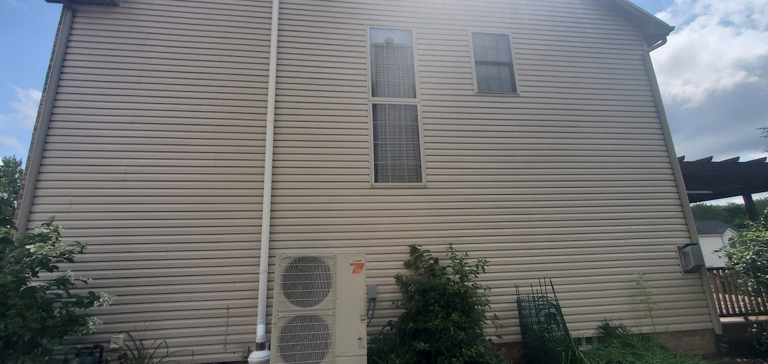 Sanitizing house wash in Sewickley, Pa