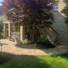 Spring-mulch-refresh-and-seasonal-clean-up-in-Canonsburg-Pa 1