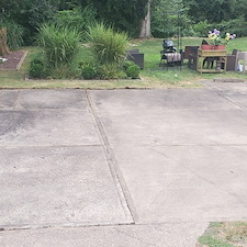 Top-notch-Concrete-cleaning-in-West-Mifflin-Pa 6