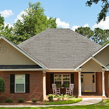 How to Safely Clean Your Home’s Siding in Pittsburgh Without Damaging It